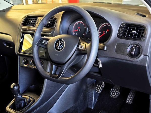 2025-Volkswagen-Polo-Vivo-14 image:14