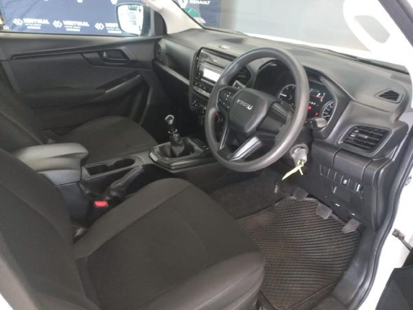2022-Isuzu-D-Max-19-DDI-HR-L-4x4-Single-Cab image:19