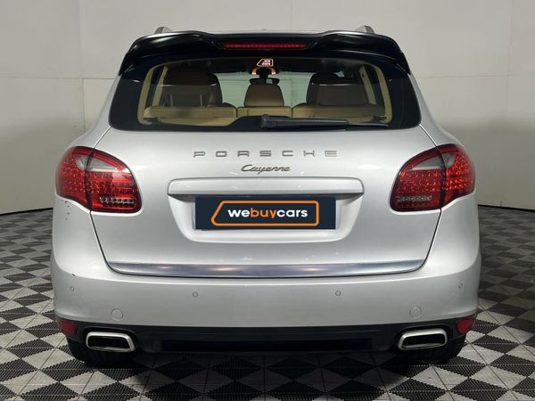 2012-Porsche-Cayenne-Diesel-Auto image:16
