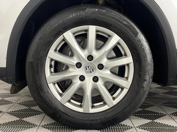 2012-Porsche-Cayenne-Diesel-Auto image:4