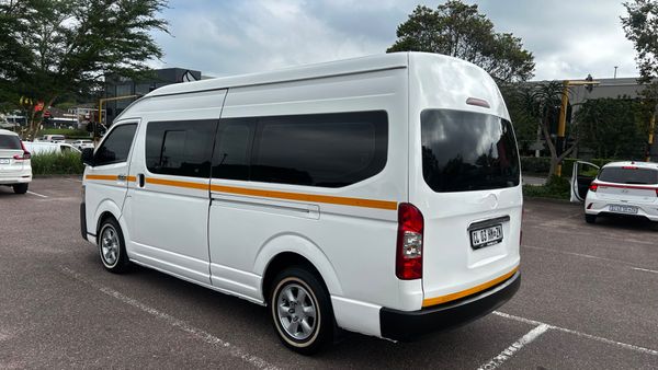 2015-BAW-Sasuka-27i-16-seat image:2