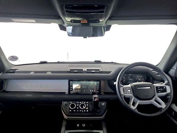 2023-Land-Rover-Defender-90-D240-SE-177kw image:12
