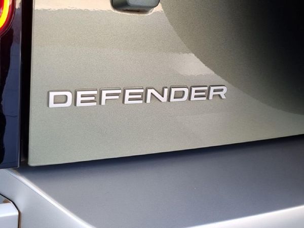 2023-Land-Rover-Defender-90-D240-SE-177kw image:18