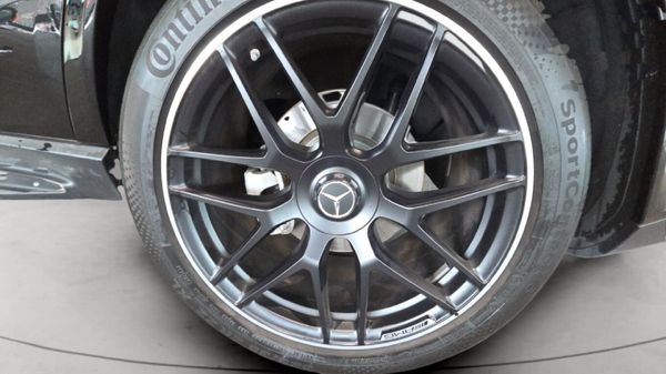 2025-Mercedes-AMG-GLE-AMG-53-4Matic image:8