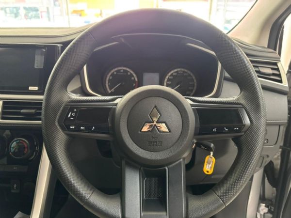 2026-Mitsubishi-Xpander-15 image:12