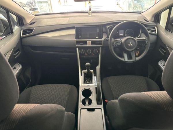 2026-Mitsubishi-Xpander-15 image:15