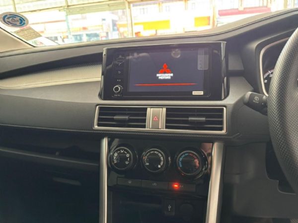 2026-Mitsubishi-Xpander-15 image:16