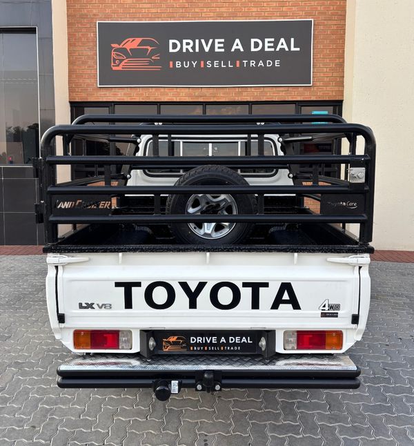 2023-Toyota-Land-Cruiser-79-45-4D-LX-V image:5