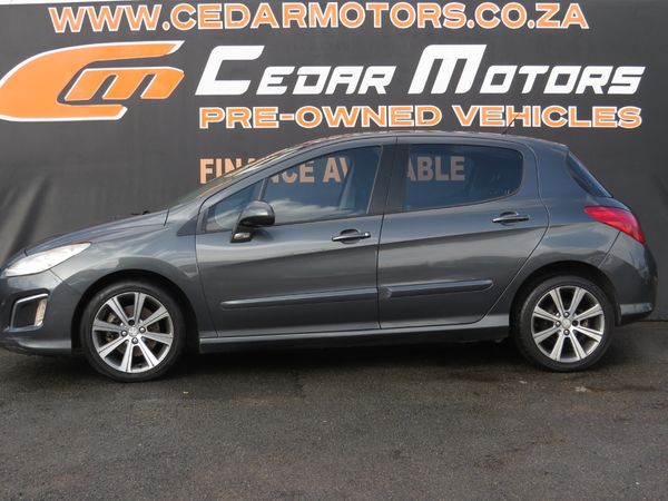 2011-Peugeot-308-16T-Premium image:3