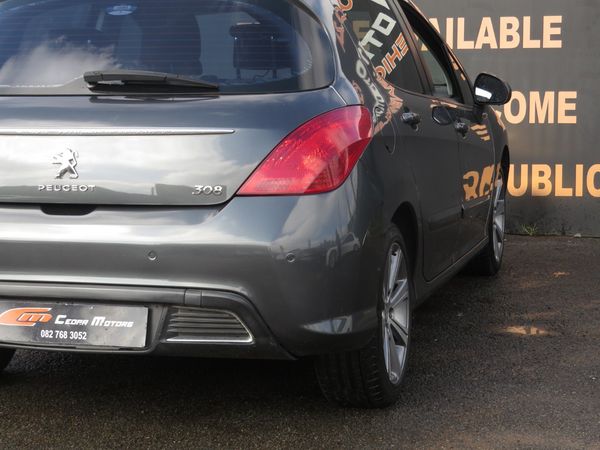 2011-Peugeot-308-16T-Premium image:7