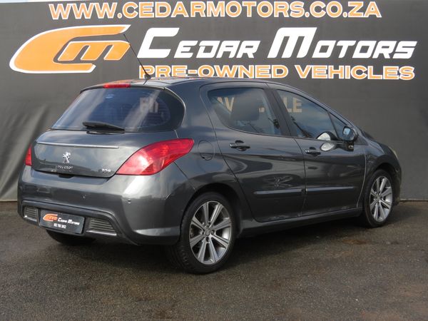 2011-Peugeot-308-16T-Premium image:8