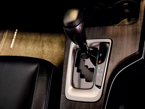 2023-Toyota-Fortuner-28-GD-6-4x4-VX-Auto image:17