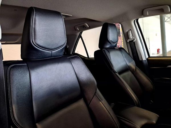 2023-Toyota-Fortuner-28-GD-6-4x4-VX-Auto image:6