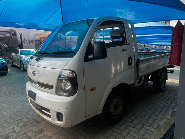 2016-Kia-K-Series-Pick-Up-K-2500-Tipper image:3