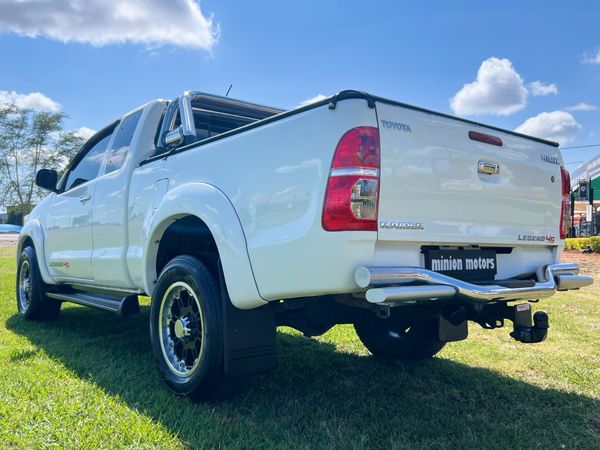 2011-Toyota-Hilux-30-D-4D-Raider-Xtra-Cab image:9