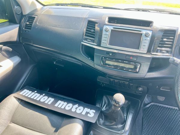 2011-Toyota-Hilux-30-D-4D-Raider-Xtra-Cab image:14