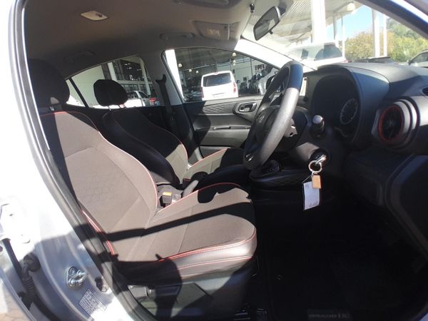 2025-Hyundai-Grand-i10-12-Motion-Auto image:13