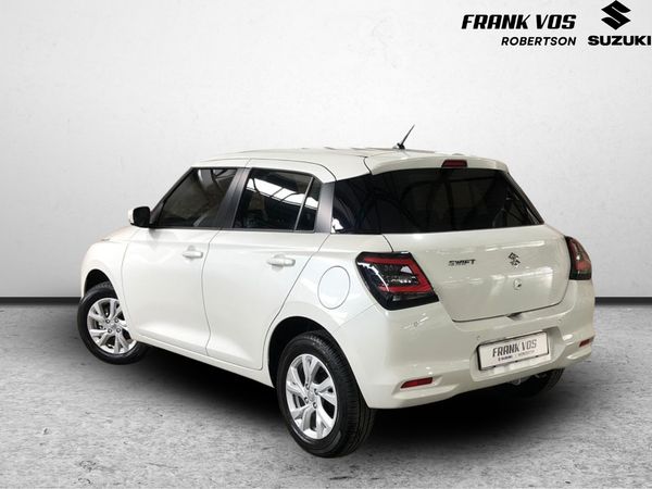 2026-Suzuki-Swift-12-GL image:3