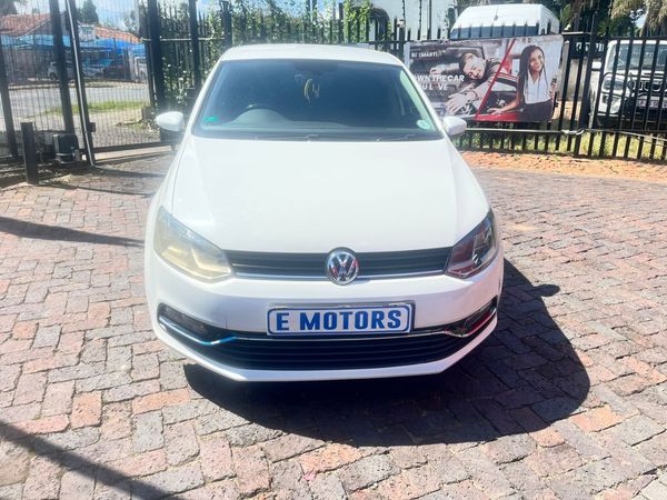 2015-Volkswagen-Polo-12-TSI-Highline-Auto-81kW image:2