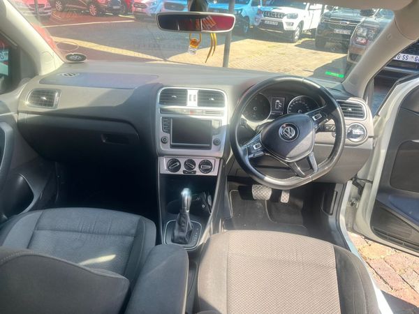 2015-Volkswagen-Polo-12-TSI-Highline-Auto-81kW image:5