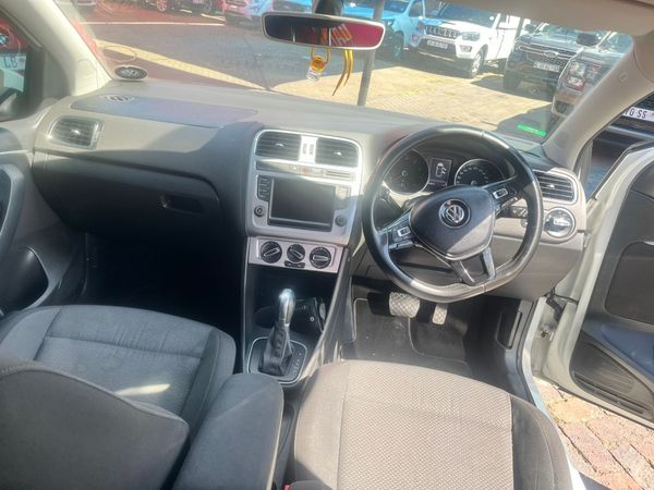 2015-Volkswagen-Polo-12-TSI-Highline-Auto-81kW image:6