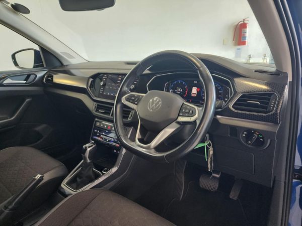 2022-Volkswagen-T-Cross-10-TSI-Highline-Auto image:14