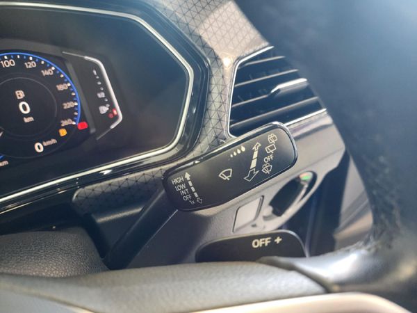 2022-Volkswagen-T-Cross-10-TSI-Highline-Auto image:18