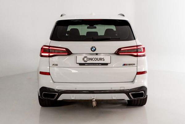 2021-BMW-X5-M50i image:3