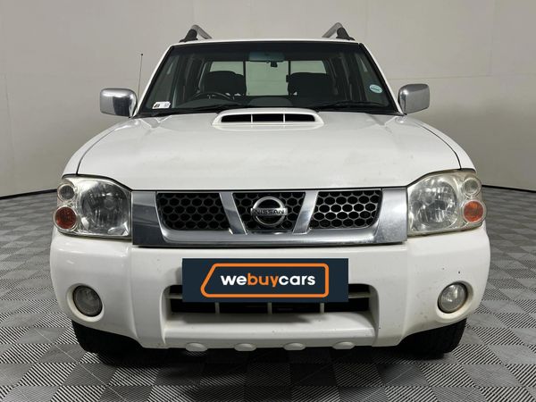 2019-Nissan-NP300-25-TDi-4x4-Double-Cab image:13