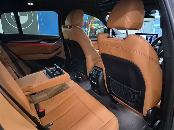 2025-BMW-X4-xDrive20d-M-Sport image:6