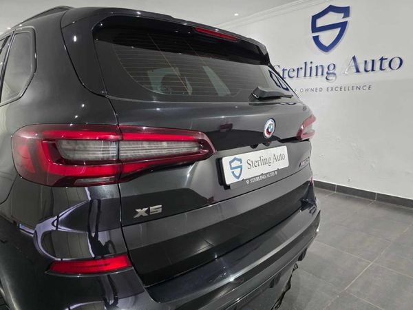 2023-BMW-X5-M50d image:6
