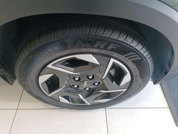 2024-Kia-Sonet-15-LX image:9
