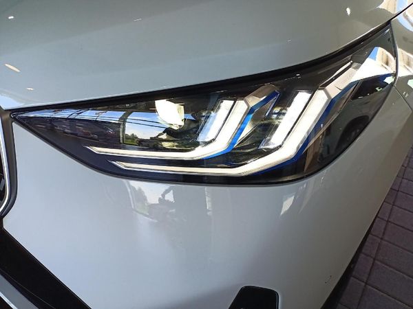 2025-BMW-X3-20d-xDrive-M-Sport image:13