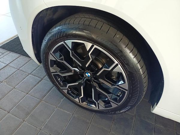 2025-BMW-X3-20d-xDrive-M-Sport image:15