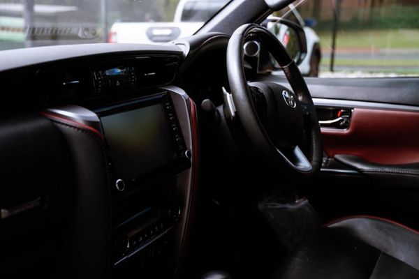 2024-Toyota-Fortuner-28-GD-6-4x4-Auto image:11