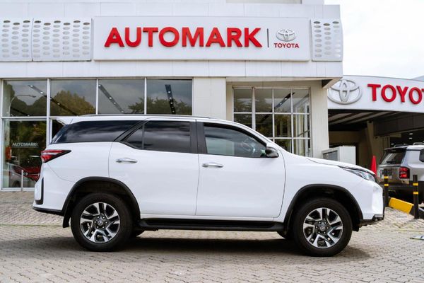 2024-Toyota-Fortuner-28-GD-6-4x4-Auto image:17