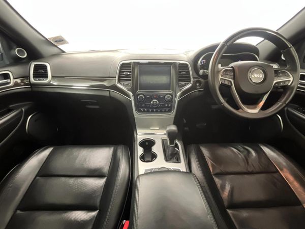 2019-Jeep-Grand-Cherokee-36-Overland image:1