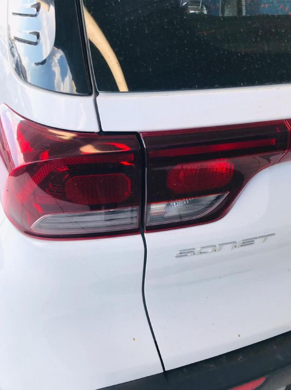 2024-Kia-Sonet-15-LX image:5
