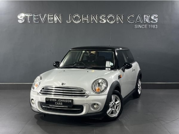2013-MINI-Hatch-Cooper image:2