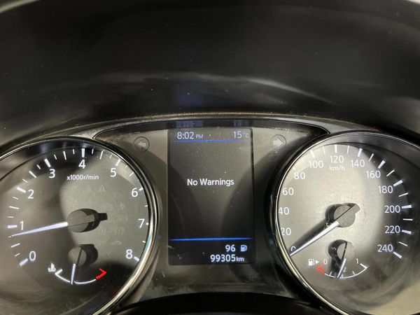 2022-Nissan-X-Trail-20-Visia image:2