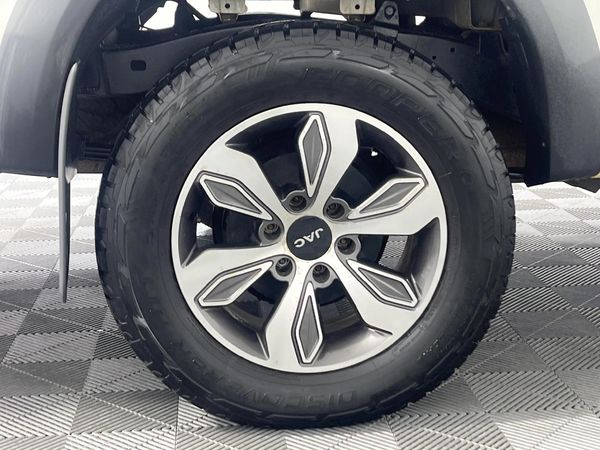 2021-JAC-T8-19-TDI-Lux-4x4-Double-Cab image:7