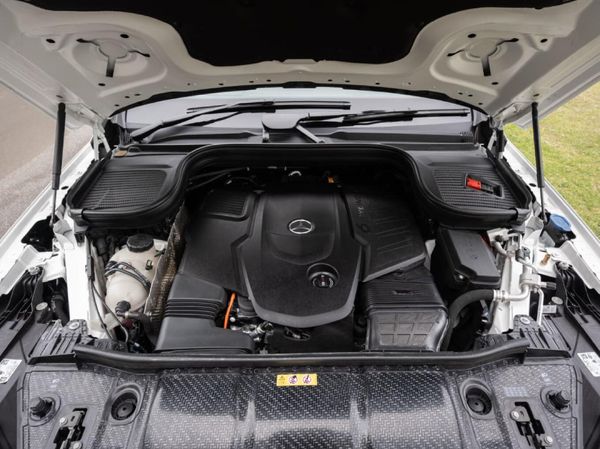 2024-Mercedes-Benz-GLE-Coupe-450D-4Matic image:8
