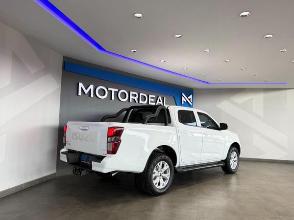 2023-Isuzu-D-Max-19-DDI-HR-LS-Auto-Double-Cab image:11