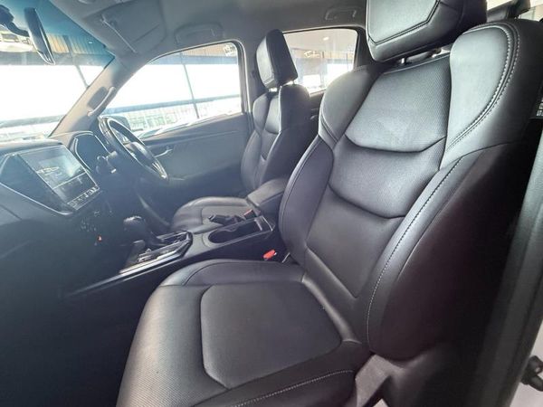 2023-Isuzu-D-Max-19-DDI-HR-LS-Auto-Double-Cab image:14