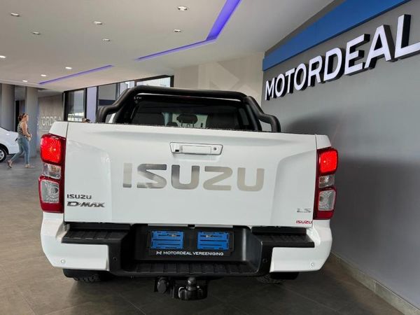 2023-Isuzu-D-Max-19-DDI-HR-LS-Auto-Double-Cab image:15