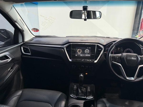 2023-Isuzu-D-Max-19-DDI-HR-LS-Auto-Double-Cab image:8
