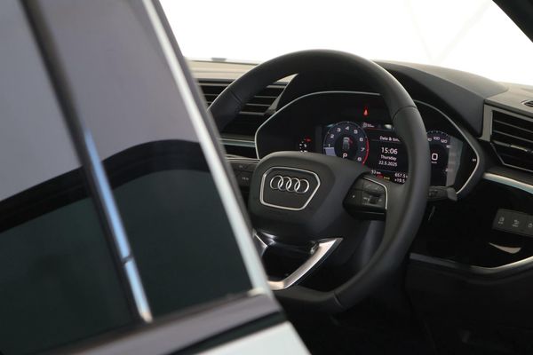 2026-Audi-Q3-Sportback-Black-Edition-35-TFSI image:16