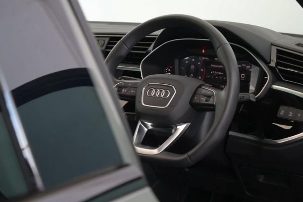 2026-Audi-Q3-Sportback-35TDI-Black-Edition image:18