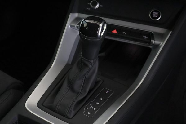 2026-Audi-Q3-Sportback-35TDI-Black-Edition image:21