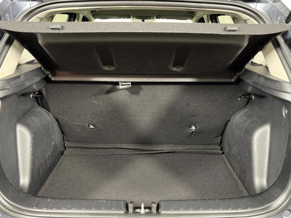 2022-Kia-Sonet-15-EX-CVT image:12